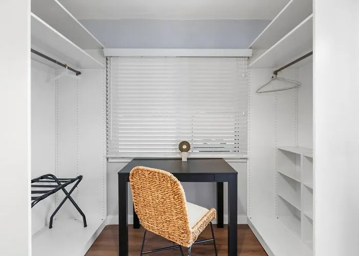 Centra House Kingbed Holiday home