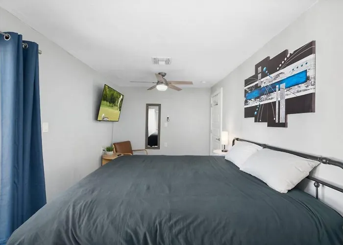 Centra House Kingbed